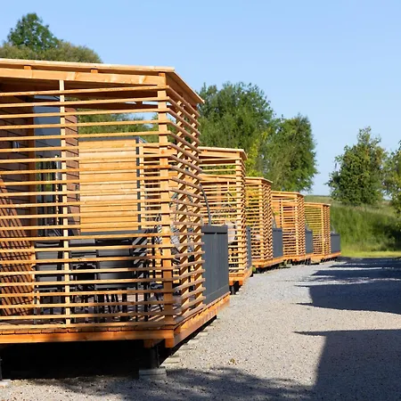 Modern Eingerichtetes Mobilehome Im Vital Camp Bayerbach