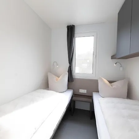 Modern Eingerichtetes Mobilehome Im Vital Camp Bayerbach *