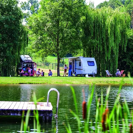 Modern Eingerichtetes Mobilehome Im Vital Camp Bayerbach * Bayerbach